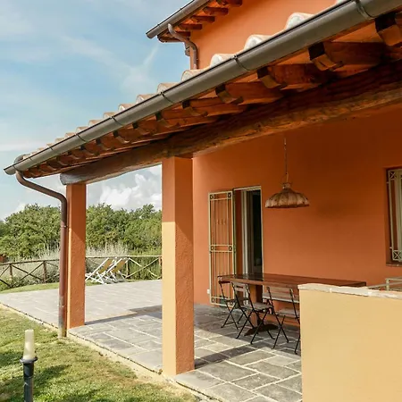 بيت للعطل Dog-friendly Barn With Views In *